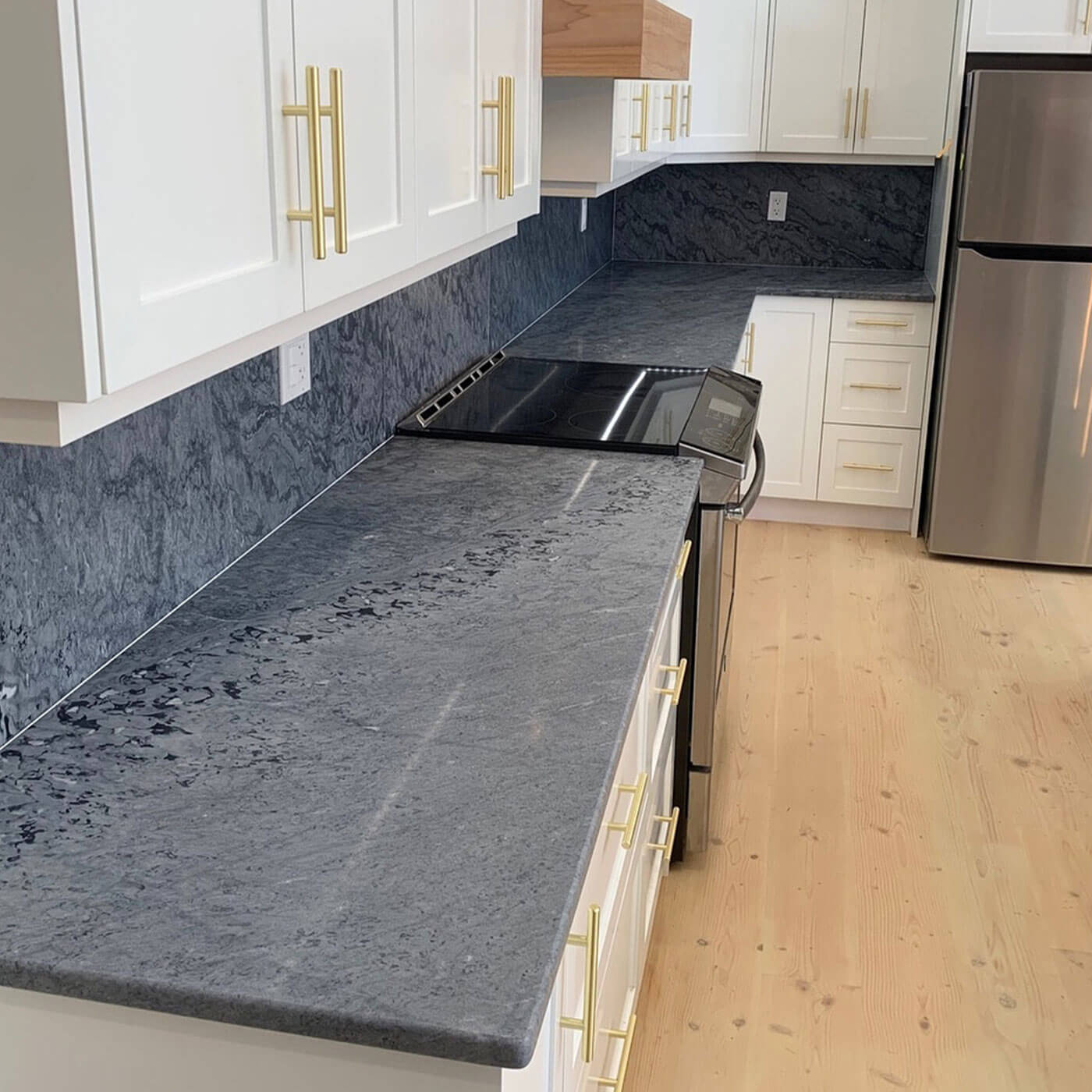 VIMQ - Residential Marble Countertops